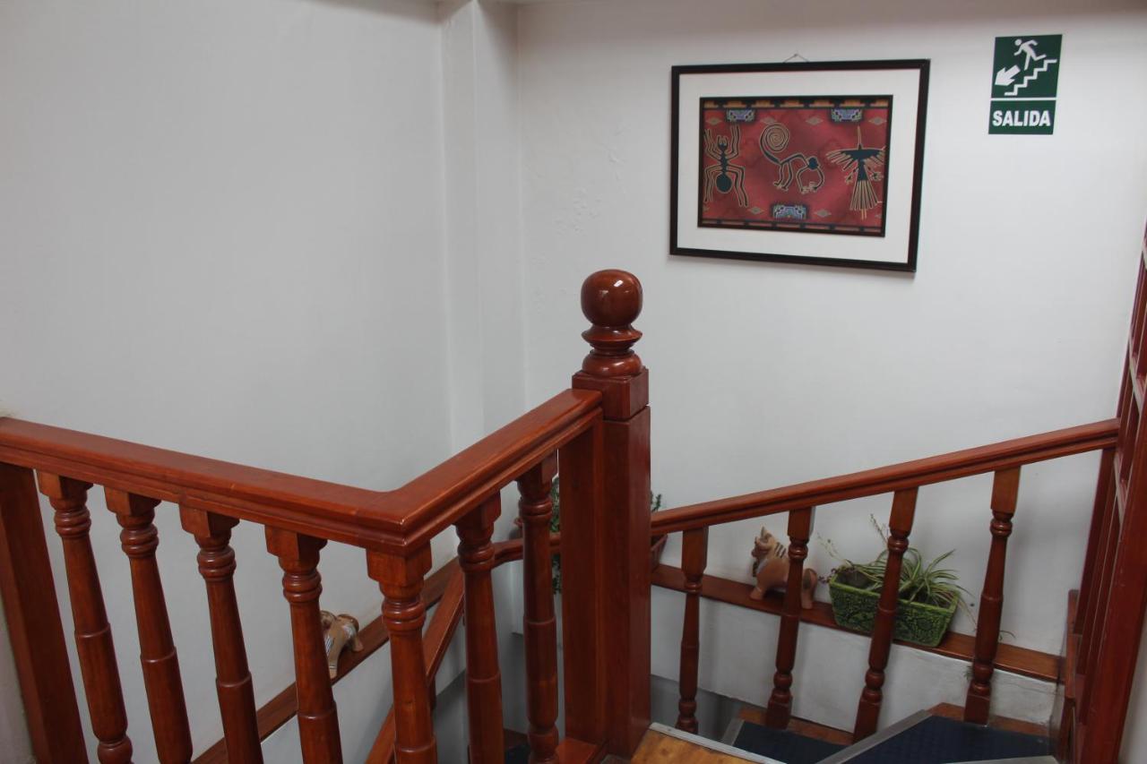 Hostal Turistico Illapa Cusco 119 Bagian luar foto