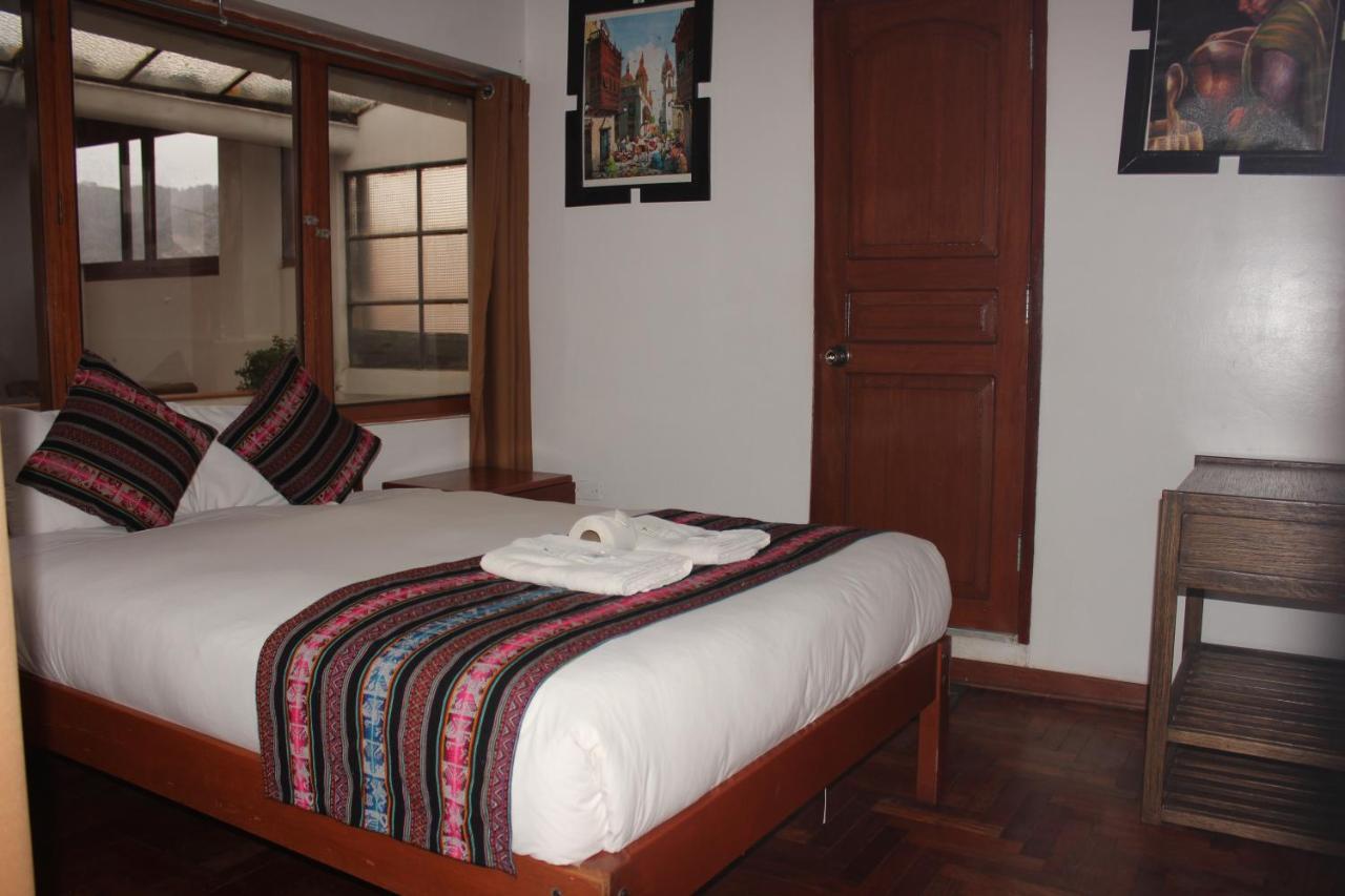 Hostal Turistico Illapa Cusco 119 Bagian luar foto