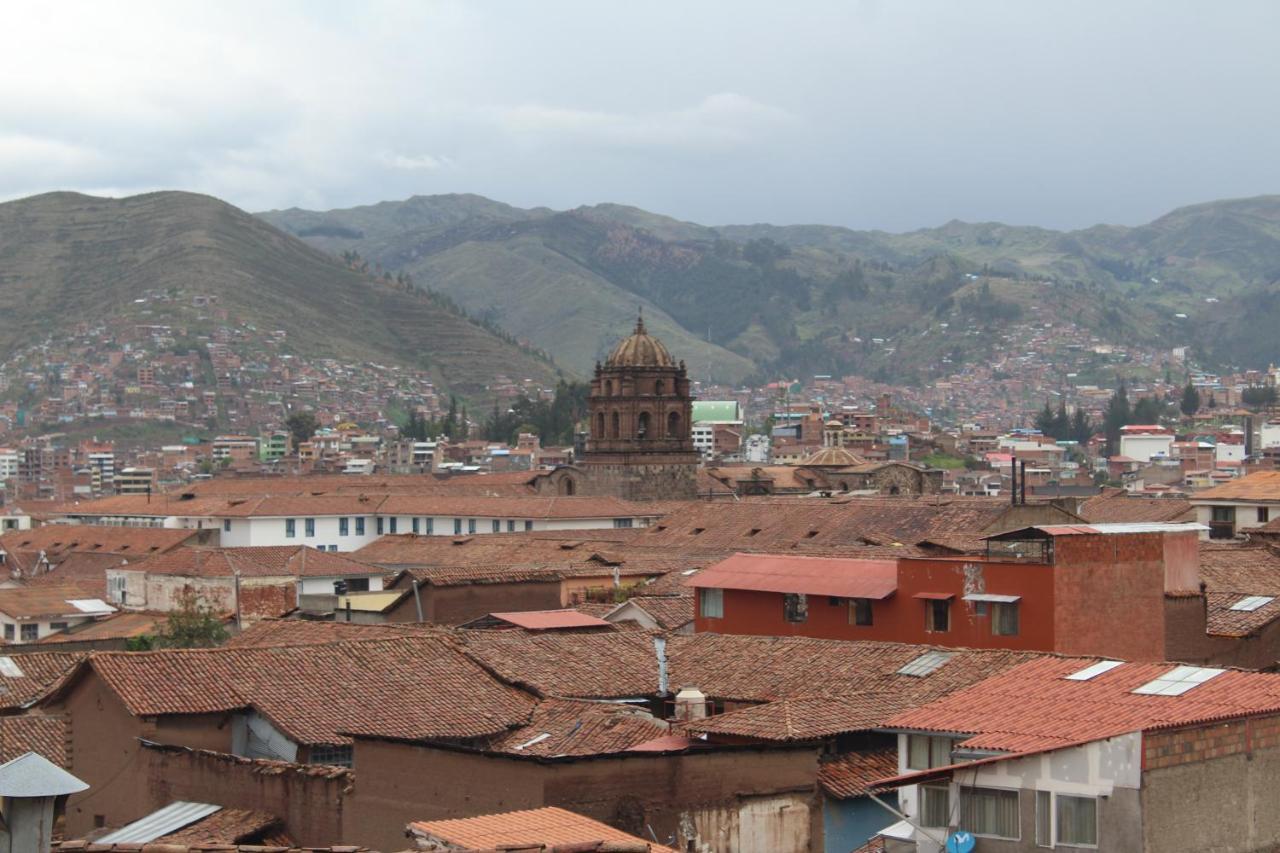 Hostal Turistico Illapa Cusco 119 Bagian luar foto