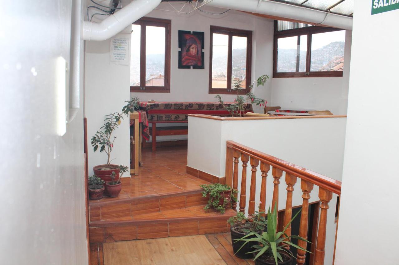 Hostal Turistico Illapa Cusco 119 Bagian luar foto