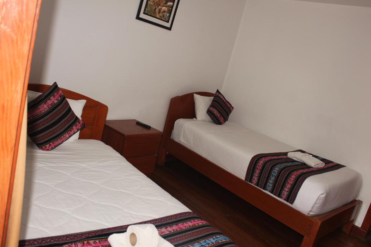 Hostal Turistico Illapa Cusco 119 Bagian luar foto