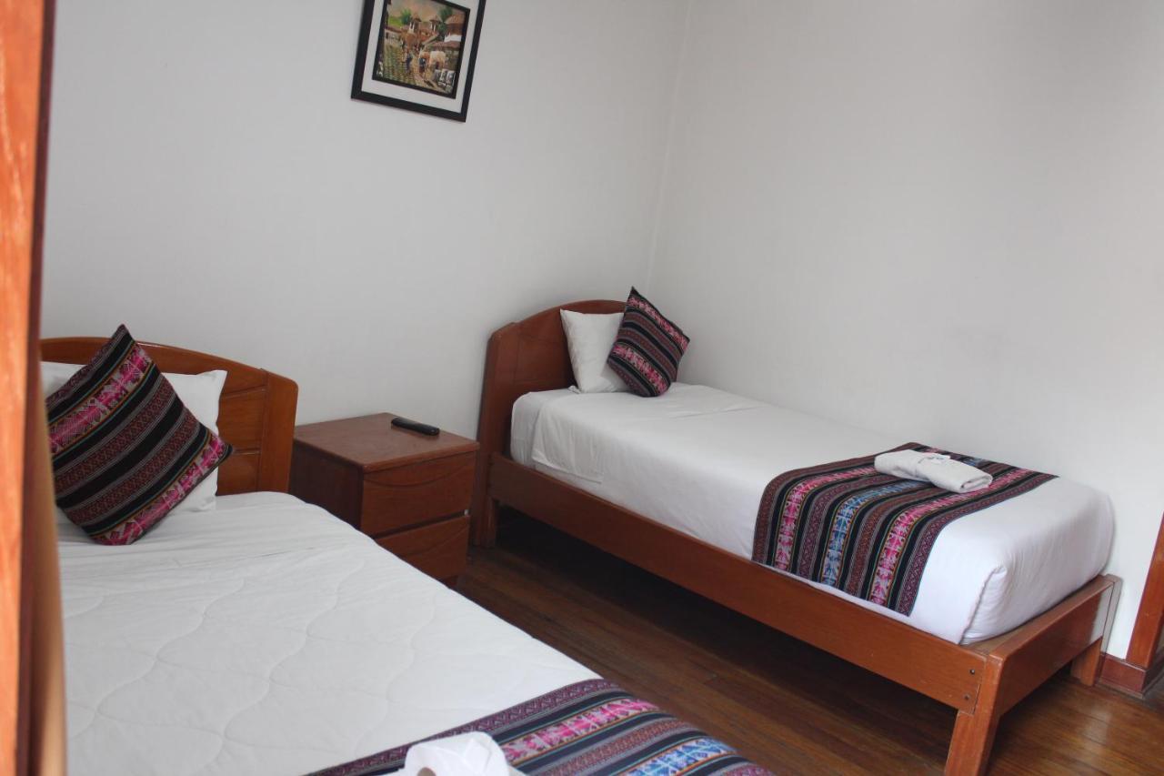Hostal Turistico Illapa Cusco 119 Bagian luar foto